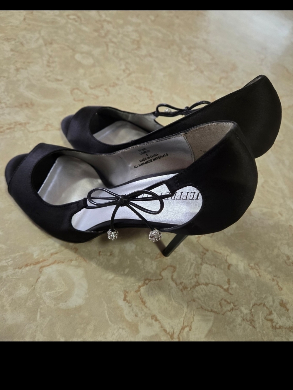 Jeffery Tyler Black Bow Heels size 8, Brand new!